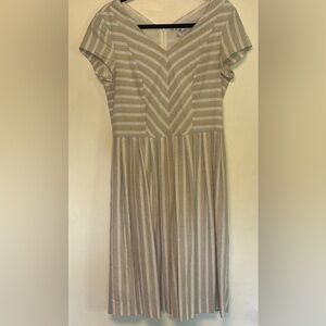 DownEast Beige and White Striped Midi Dress
Vintage or quiet luxury boho chic